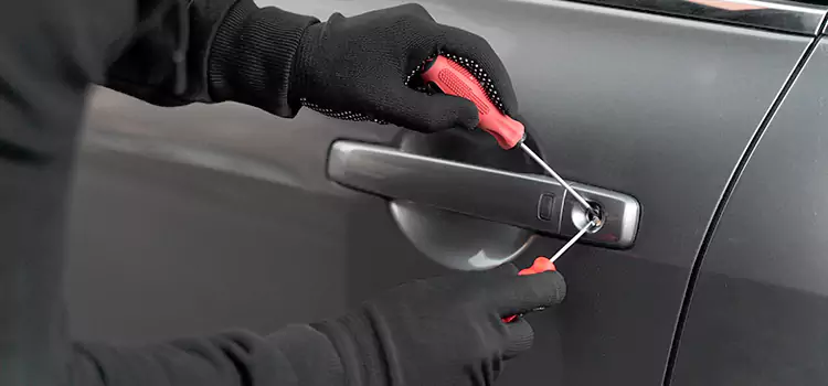 Locked Out of Car Help Maple Heights