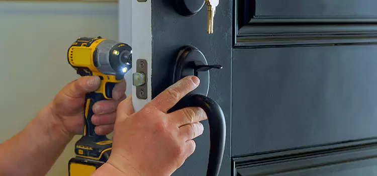 Locksmith Emergency Service Maple Heights
