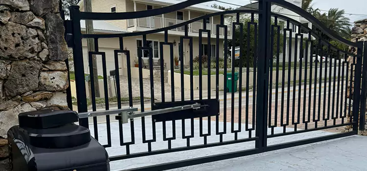 Swing Gate Opener with Keypad Maple Heights