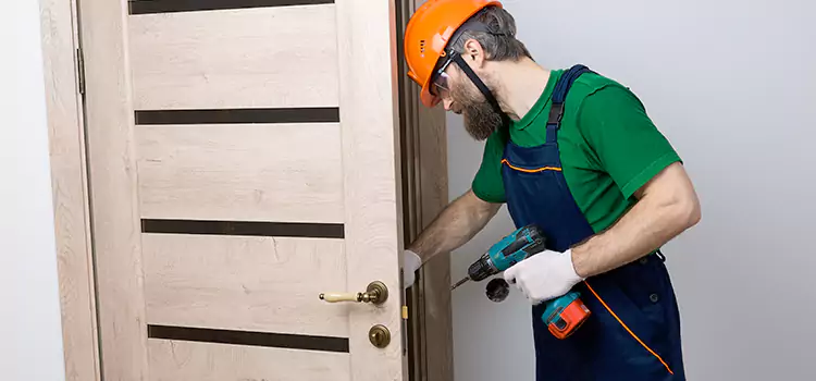 Replace Internal Door Handle with Lock Maple Heights